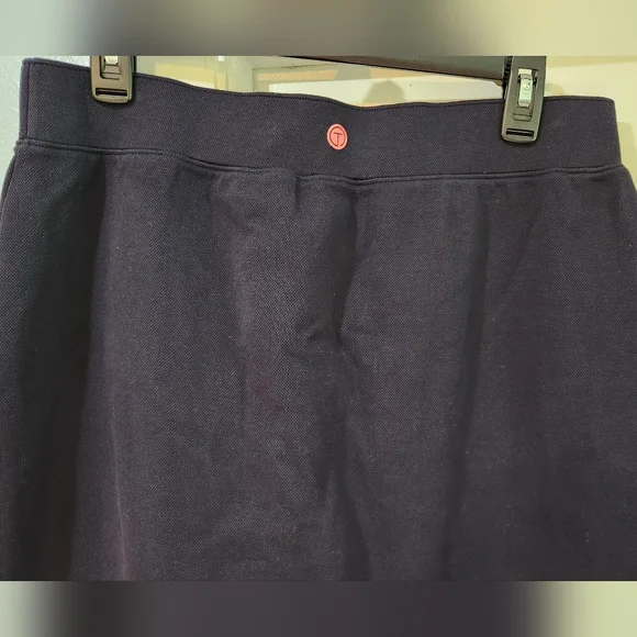 Women's Talbots Navy Skort, Size L - Picture 8 of 9